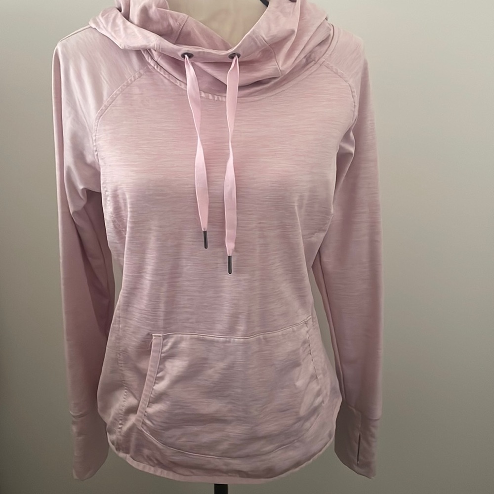 New without tags hoodies active shirt